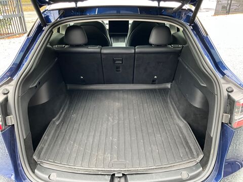 Model Y LONG RANGE DUAL MOTORS 441 CV / 4 roues motrices 2022 occasion 17000 La Rochelle