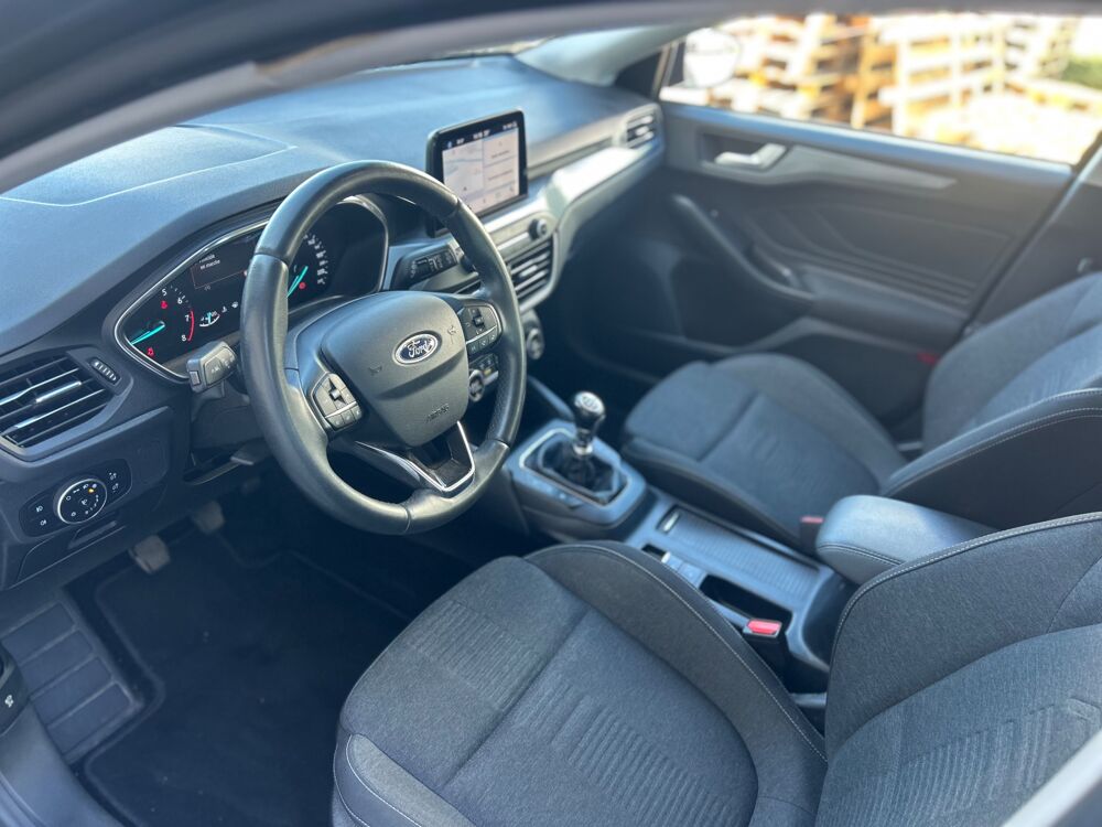 Focus 1.0 ECOBOOST 125CH ACTIVE / ATTELAGE / ENTRETIEN CONSTRUCTEU 2019 occasion 47000 Agen