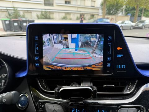 C-HR Hybrid 1.8 122 BVA E-CVT 2WD Graphic (entretien Toyota) 2018 occasion 94170 Le Perreux-sur-Marne
