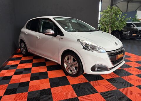 208 1.2 82 CH STYLE / ENTRETIEN CONSTRUCTEUR / COURROIE OK / RAD 2017 occasion 29000 Quimper