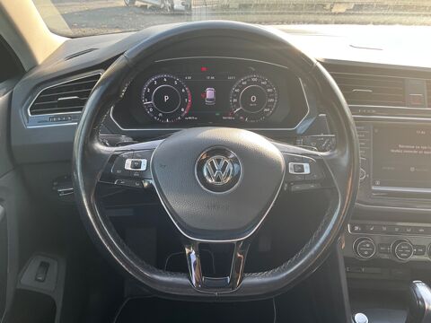 Tiguan 1.4 TSI 150 ACT CARAT EXCLUSIVE DSG6 / Toit ouvrant / Entret 2017 occasion 17000 La Rochelle