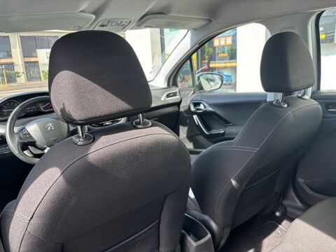 208 1.2 VTI 80 CH ALLURE / COURROIE OK / RADAR DE RECUL / CLIMAT 2014 occasion 40000 Mont-de-Marsan