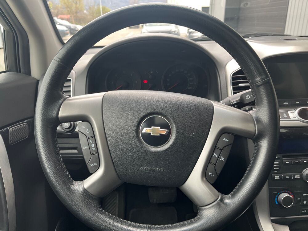 Captiva 2.2 VCDI 185ch LT PLUS 4x4 / 7 PLACES / TOIT OUVRANT / CAMER 2012 occasion 38420 Le Versoud