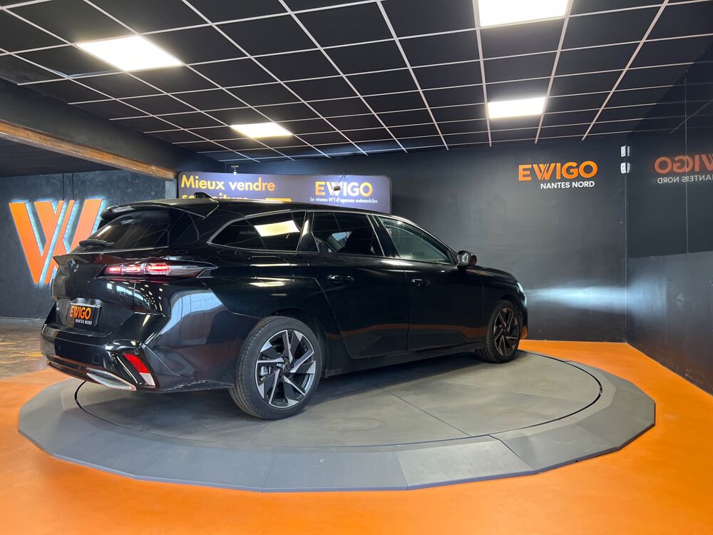 308 SW 1.5 130 ALLURE BVA // APPLE CARPLAY // CAMERA 360 // SlEG 2024 occasion 44300 Nantes