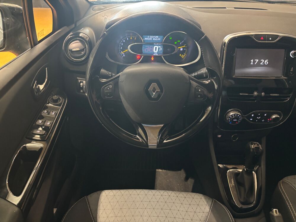 Clio ESTATE 1.2 TCE 120ch ENERGY INTENS EDC 2014 occasion 81990 Puygouzon