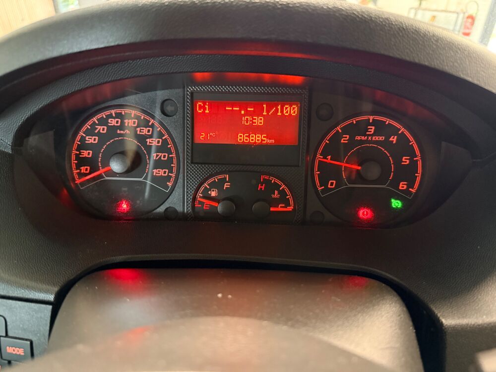 Ducato FOURGON 2.3 MJT 120 30 CH1 NAV PACK PROFESSIONAL - DISTRIBUT 2021 occasion 79000 Niort