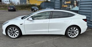 Model 3 LONG RANGE DUAL MOTOR 4WD / SOH 80% 400 Km AUTONOMIE 2019 occasion 44220 Cou&euml;ron