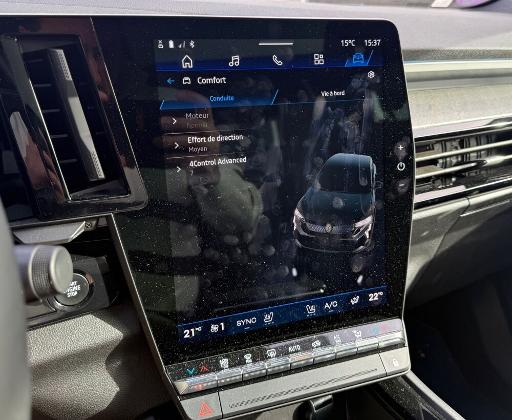 Rafale 1.2 E-TECH 200 CH 130 HYBRID FULL-HYBRID 2KWH ESPRIT ALPINE 2024 occasion 25000 Besan&ccedil;on