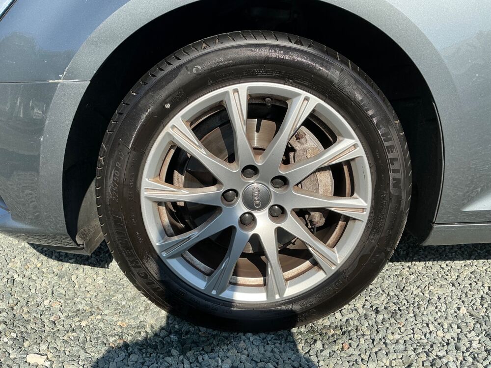 A4 AVANT 2.0 TDI 190 CH BUSINESS LINE S-TRONIC BVA / CARPLAY / 2016 occasion 17000 La Rochelle