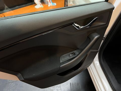 Kamiq 1.0 TSI 115 ESSENCE AMBITION DSG BVA // CARPLAY // CAMERA RE 2020 occasion 33320 Eysines