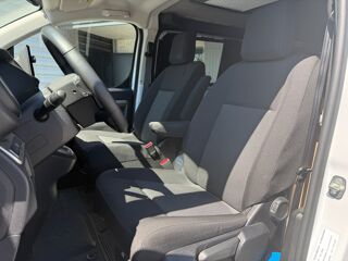 Vivaro COMBI 2.0 D 145 ch L VASP CARAVANE AMENAGEMENT NEUF 2025 occasion 17100 Saintes