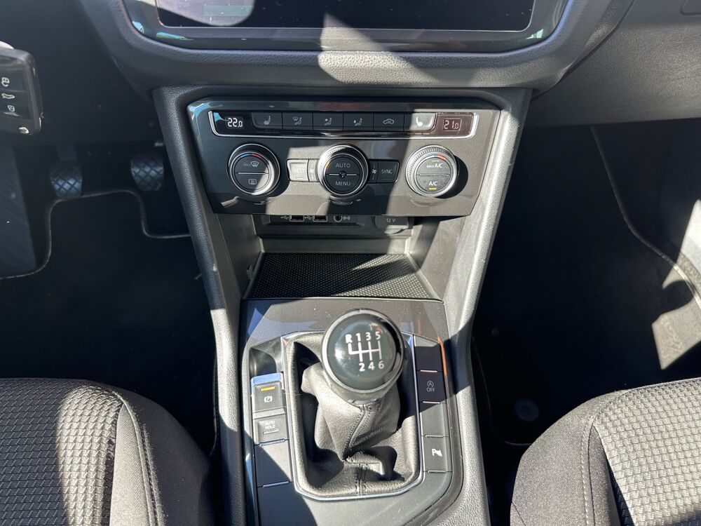 Tiguan 1.5 TSI 130ch TRENDLINE / APPLE CARPLAY / SIEGES CHAUFFANTS 2019 occasion 38420 Le Versoud