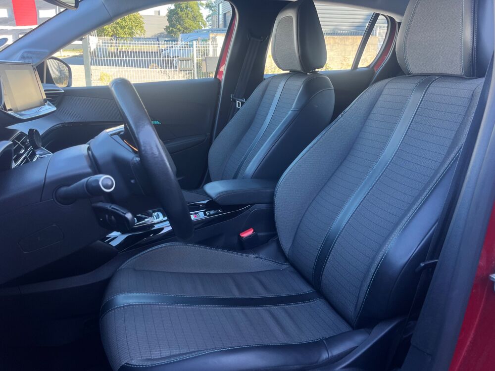 208 ALLURE 50KWH 340WLTP Carplay - Radar AV/AR 2020 occasion 44220 Cou&euml;ron