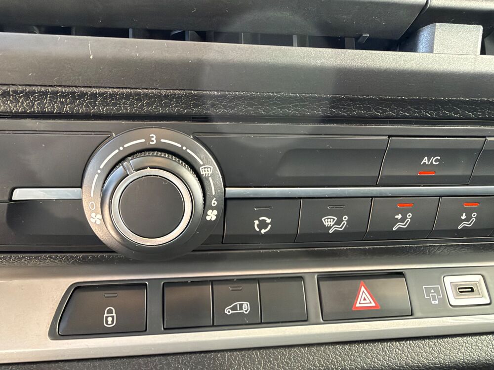 Vivaro FOURGON 1.5 D 120CH TAILLE M TVA RECUPERABLE - CARPLAY - CAM 2024 occasion 27000 &Eacute;vreux