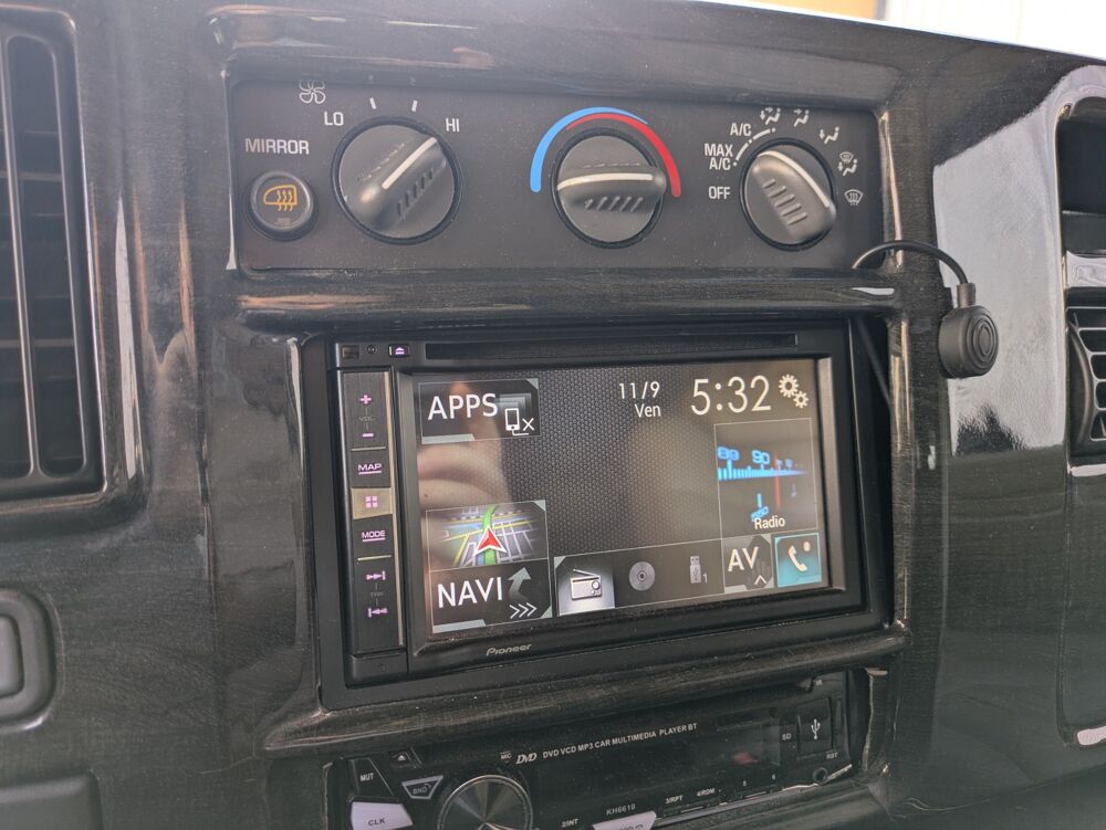 Divers EXPRESS EXPLORER V8 5.3L 300ch 2009 occasion 25300 Pontarlier