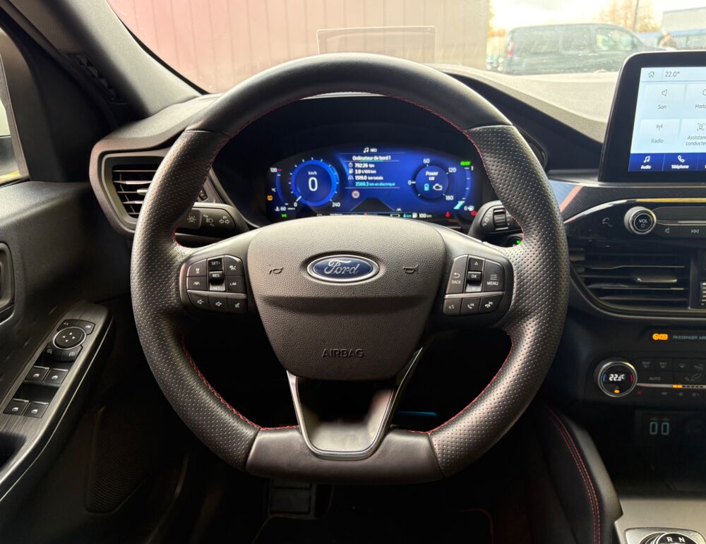 Kuga 2.5 DURATEC 225ch 150 HYBRID PHEV 14.4KWH ST-LINE 4X2 BVA / 2021 occasion 76150 Saint-Jean-du-Cardonnay