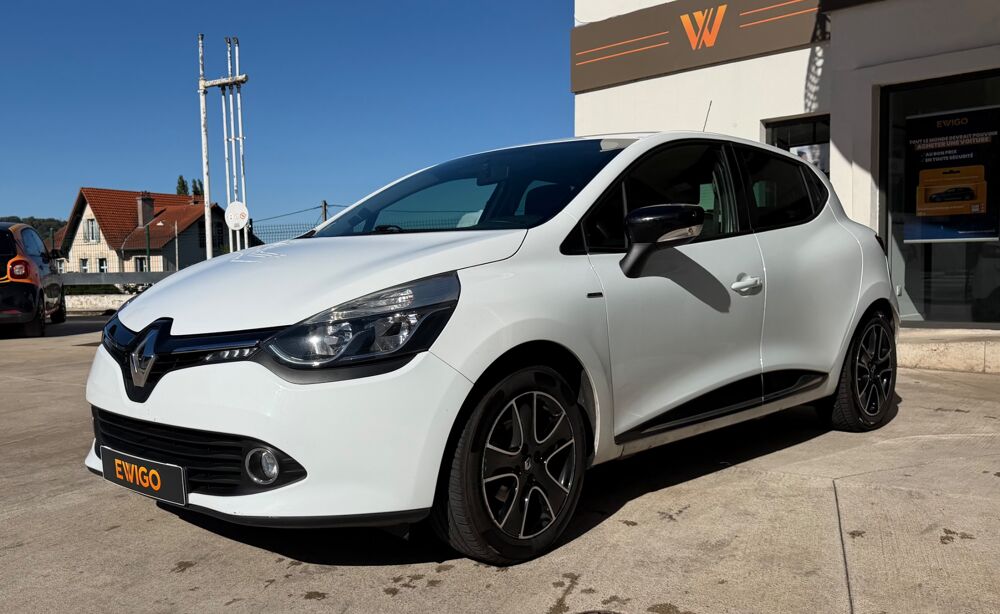 Clio IV 0.9 TCE 90 LiMITED + ATTELAGE + RADAR AR 2016 occasion 54000 Nancy