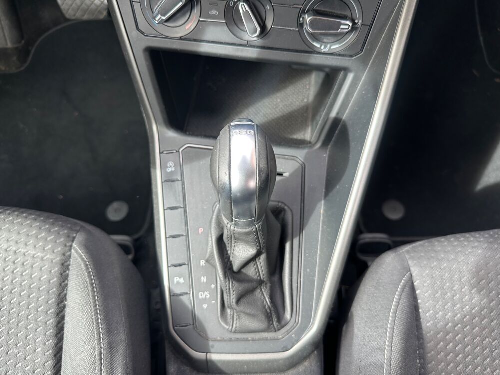 Polo 1.0L 95ch CONFORT LINE + BOITE AUTOMATIQUE + RADAR DE RECUL 2018 occasion 38420 Le Versoud