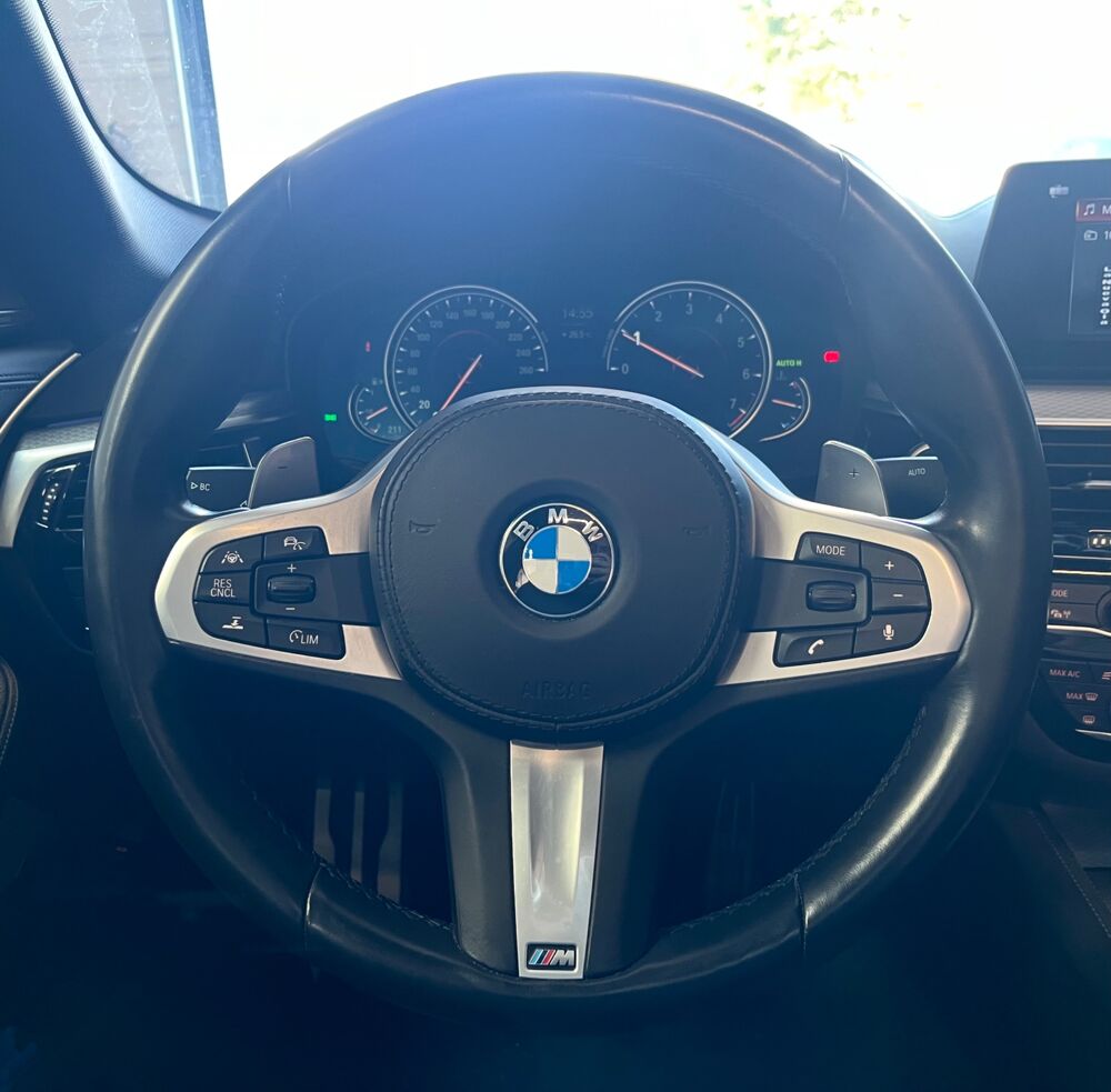 S&eacute;rie 5 3.0 540I 340CH PACK M XDRIVE COVERING/COULEUR D'ORIGINE BLEU 2018 occasion 33260 La Teste-de-Buch