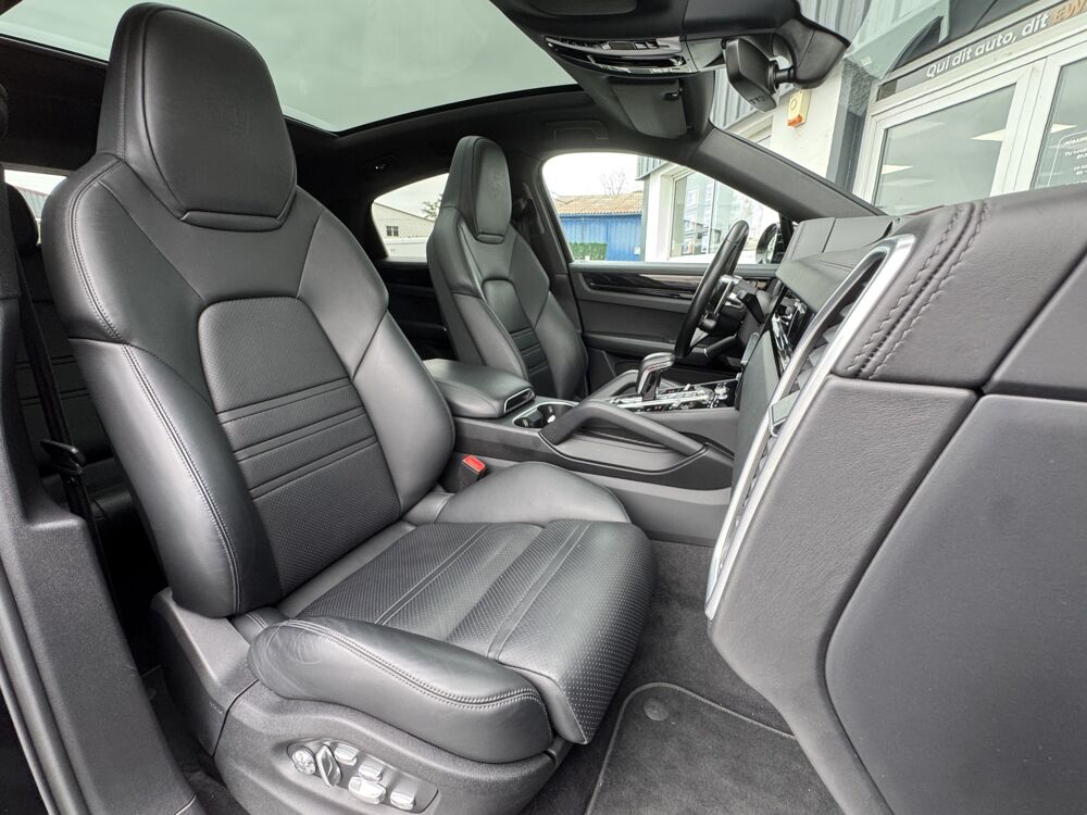 Cayenne 3.0 V6 340ch Tiptronic 8 S BVA / Provenance Fran&ccedil;aise / Suiv 2019 occasion 64122 Urrugne