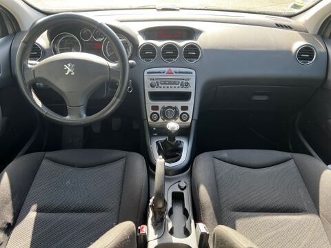308 GENERATION-I 1.6 HDI 90 CH ACCESS / DISTRIBUTION FAITE 2011 occasion 47000 Agen