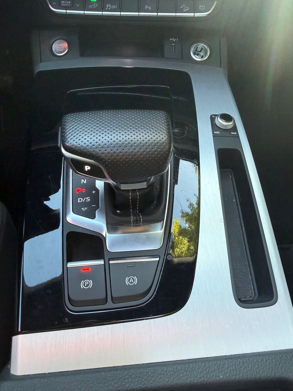Q5 2.0 55 TFSIE 367Ch 250 HYBRID PHEV ULTRA S-LINE QUATTRO BVA 2023 occasion 76150 Saint-Jean-du-Cardonnay