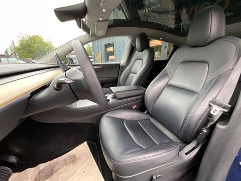 Model Y LONG RANGE DUAL MOTORS 441 CV / 4 roues motrices 2022 occasion 17000 La Rochelle