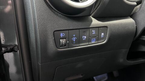 Kona CREATIVE 1.6 GDI 141cH HYBRID BVA - 1&Egrave;RE MAIN - CAM&Eacute;RA DE RE 2022 occasion 33610 Cestas
