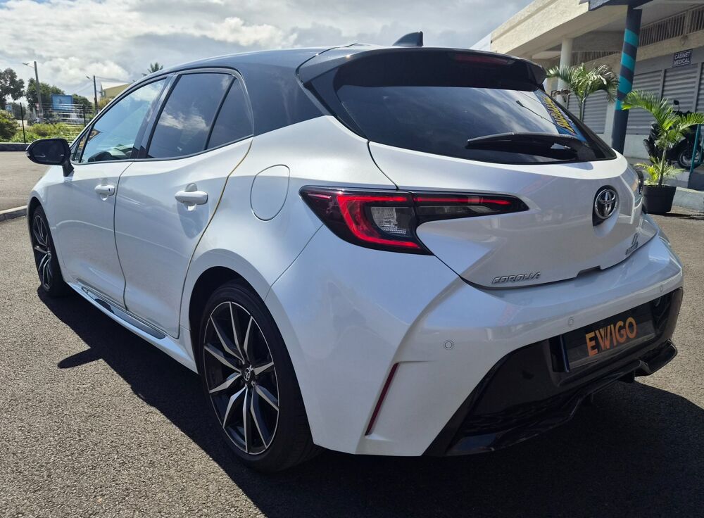 Corolla 2.0 196H FULL-HYBRID GR-SPORT BVA + CAMERA + CARPLAY + SON J 2023 occasion 97410 Saint-Pierre