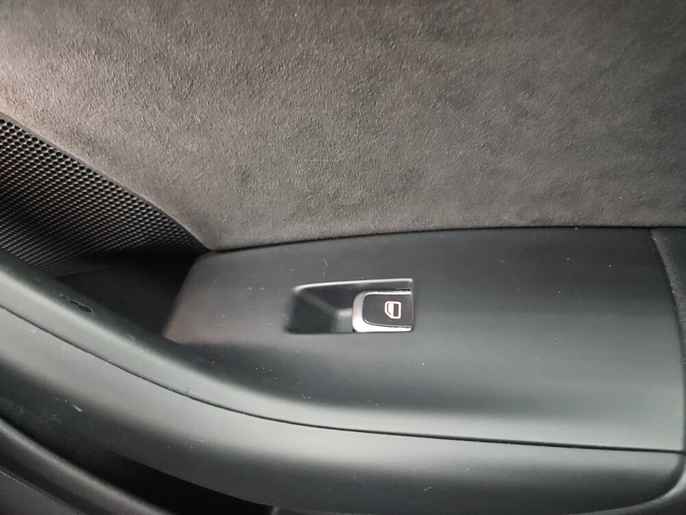 Q3 2.0 TDI 150 S-LINE S-TRONIC BVA 2016 occasion 38590 Saint-&Eacute;tienne-de-Saint-Geoirs