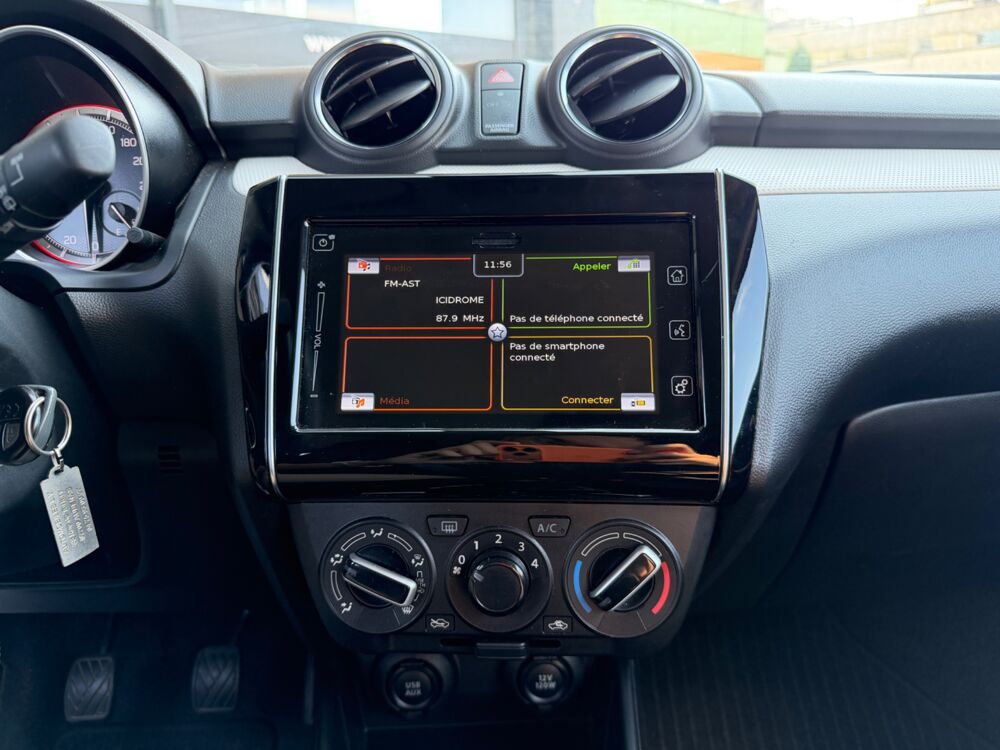 Swift 1.2I 82Ch - PRIVILEGE - CARPLAY - SI&Eacute;GE CHAUFFANT AVANT - CH 2021 occasion 26000 Valence