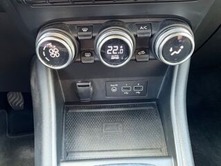 Captur 1.5 BLUEDCI 95 INTENS COURROIE FAITE CHEZ RENAULT 2020 occasion 17000 La Rochelle
