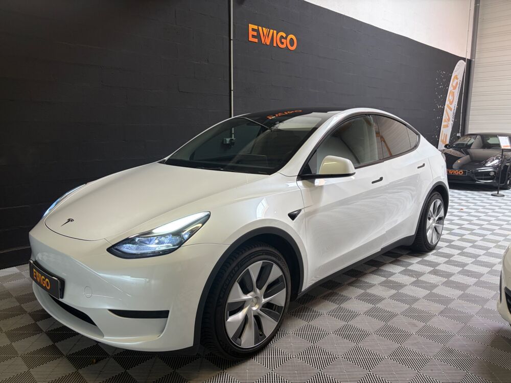 Model Y STANDARD 255 ch 60KWH RWD - AUTOPILOT - TOIT PANORAMIQUE - A 2022 occasion 78125 Gazeran
