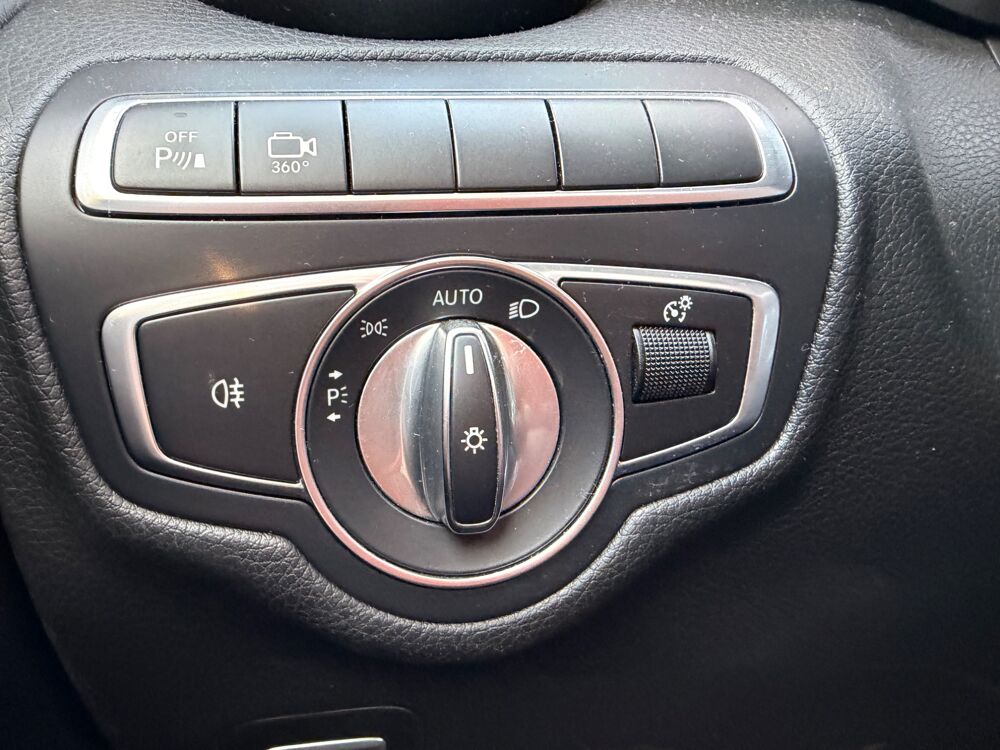 Classe GLC COUPE 2.2 220D 170Ch SPORT LINE 4MATIC 9G-TRONIC BVA 2017 occasion 26000 Valence