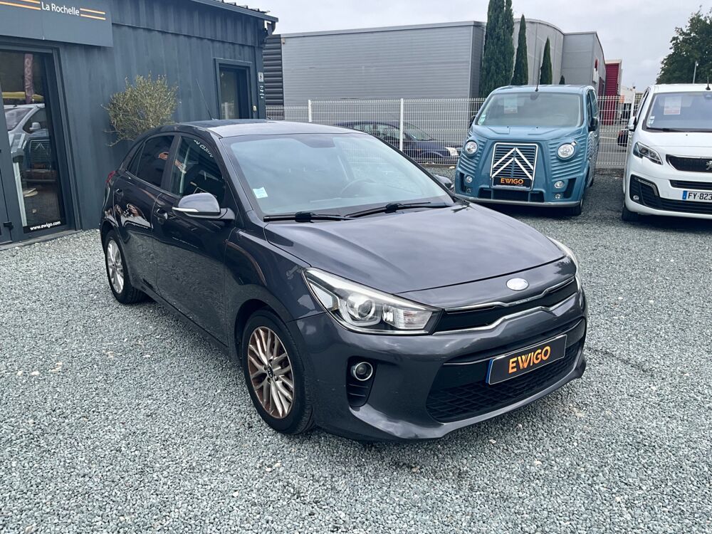 Rio 1.4 CRDI 90Ch ACTIVE / CAMERA / CHAINE DE DISTRIBUTION / GAR 2018 occasion 17000 La Rochelle
