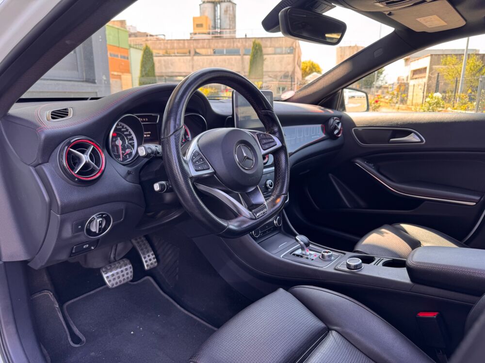 Classe GLA 2.0 45 380 AMG 4MATIC / PACK AERO / SUIVI MERCEDES / 2016 occasion 26000 Valence