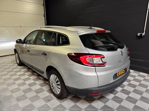 M&eacute;gane ESTATE 1.5 DCI 110ch BUSINESS REGULATEUR DE VITESSE/ TOM TO 2012 occasion 78125 Gazeran