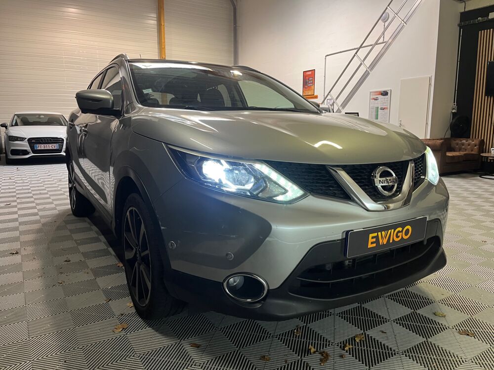 Qashqai NISSAN QASHQAI II 1.2 DIG-T 115ch TEKNA XTRONIC – CAM&Eacute;RA 360 2017 occasion 78125 Gazeran