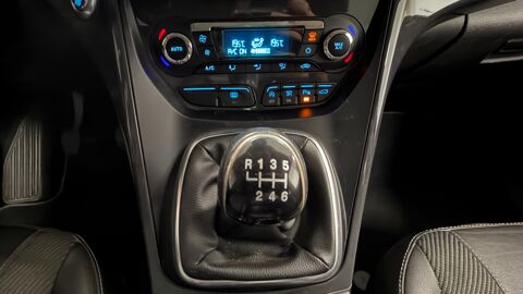 Kuga 2.0 TDCI 150CH S&S 4X2 SPORT PLATINIUM / ENTRETIEN CONSTRUCT 2016 occasion 34430 Saint-Jean-de-V&eacute;das