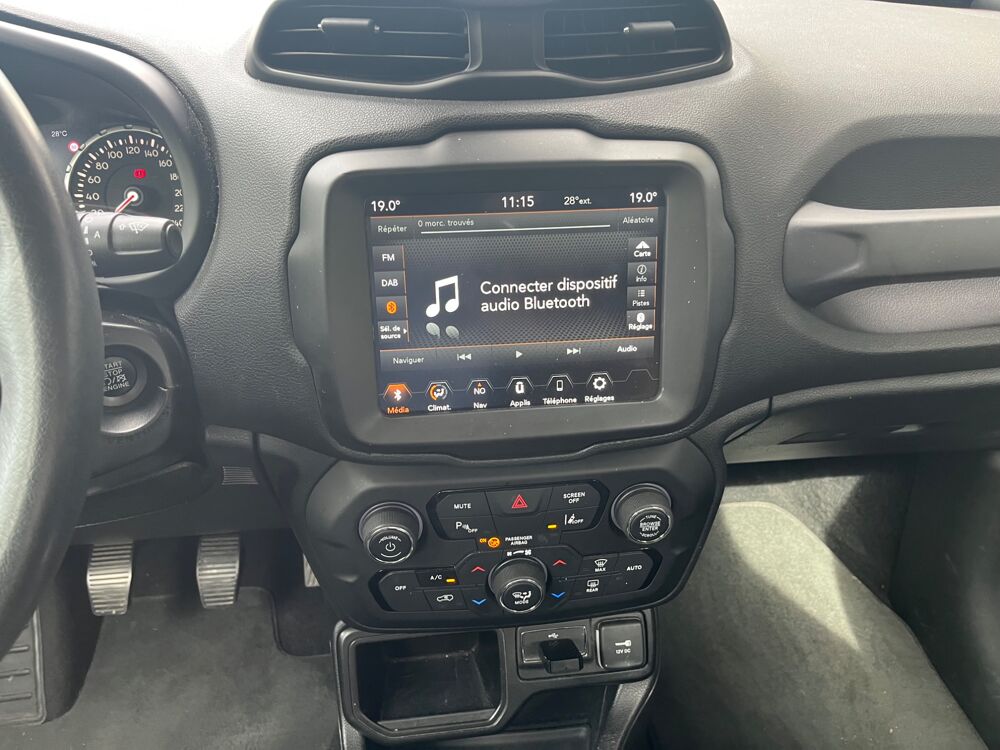 Renegade 1L T-GDI 120ch LIMITED APPLE CARPLAY / CAMERA DE RECUL 2019 occasion 38420 Le Versoud