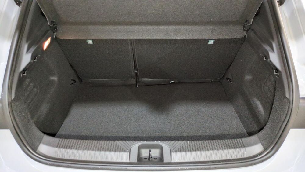 Clio TCE 115 CHNEUF 0KM BVM6 TECHNO + SIEGES CHAUFFANTS + CARPLAY 2026 occasion 54000 Nancy