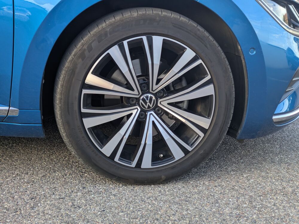 Arteon SHOOTING BRAKE 1.4 TSI E-HYBRID 218h 155 PHEV HYBRID OPF ELE 2021 occasion 69420 Ampuis
