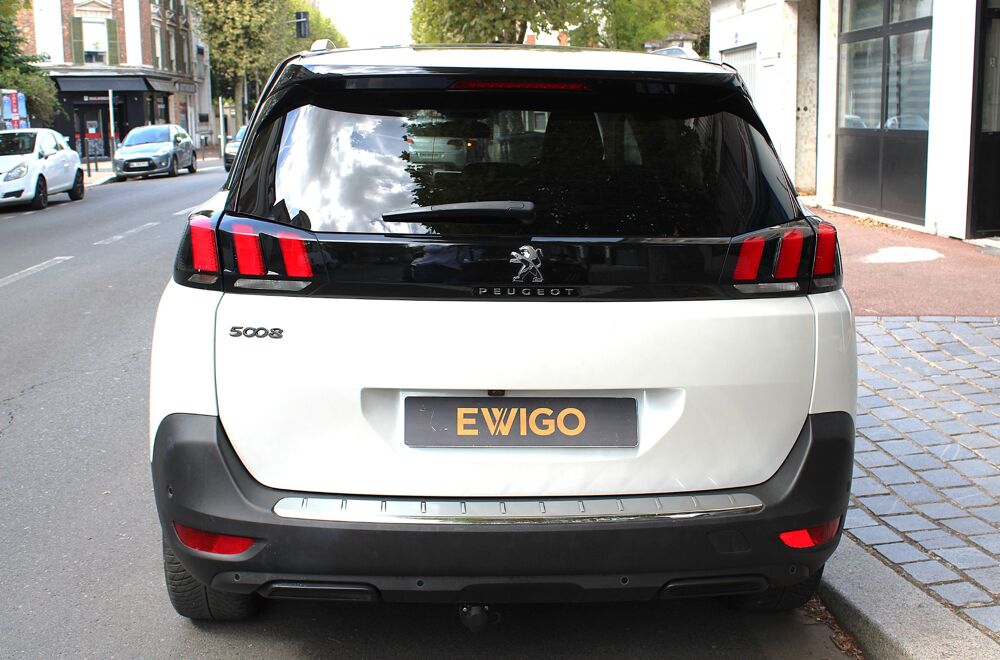 5008 GENERATION-II 1.2 PURETECH 130 ch ALLURE EAT (Entretien Peug 2020 occasion 94170 Le Perreux-sur-Marne