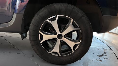 Duster EXPLORER 1.5 DCI 110 4X2 EDC BVA BLEU COSMOS - ATTELAGE - S 2017 occasion 33610 Cestas