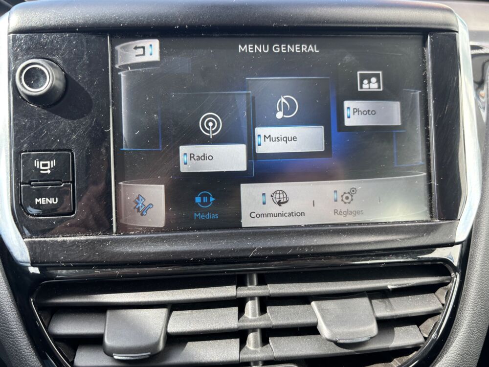 208 1.2 VTI 80 CH ALLURE / COURROIE OK / RADAR DE RECUL / CLIMAT 2014 occasion 40000 Mont-de-Marsan
