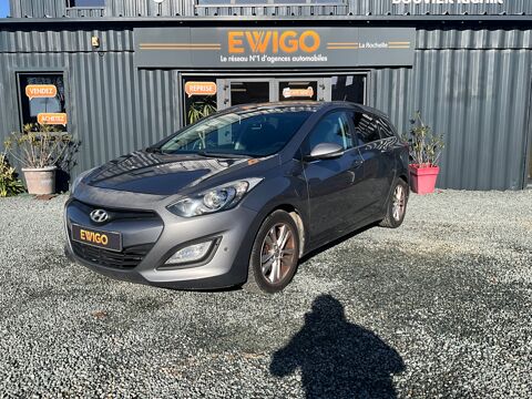 Hyundai i30 SW 1.6 CRDi Business 110 cv / 1er MAIN / Entretien Construct 2012 occasion La Rochelle 17000