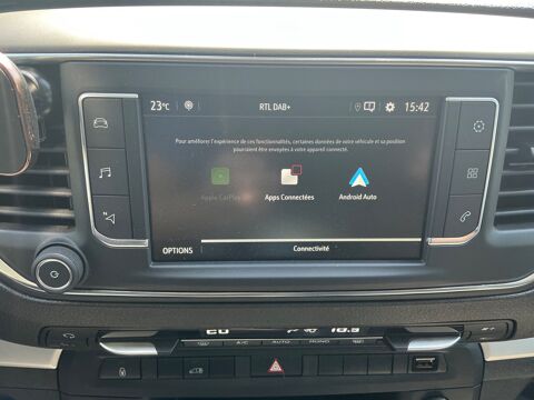 Vivaro COMBI 2.0 D 145 CH L3H1 XL BVA CABINE APPROFONDIE / AMENAGE 2023 occasion 17000 La Rochelle