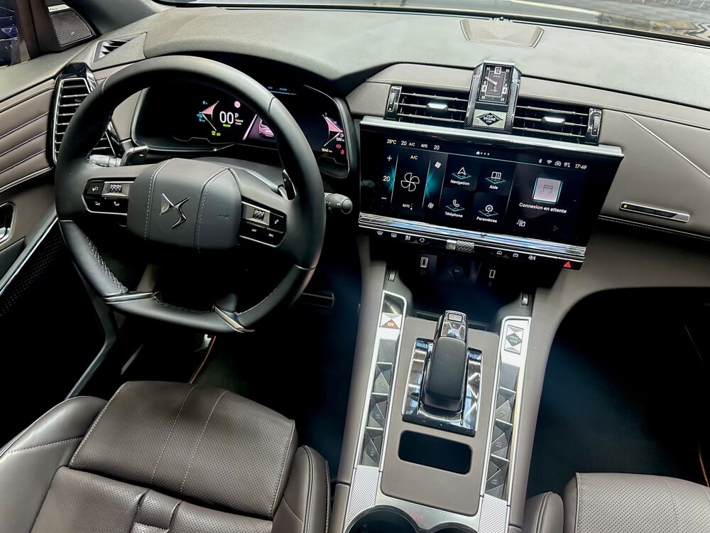 DS3 PHEV HYBRID 225 EAT8 ANTOlNE DE SAINT EXUPERY BVA 2024 occasion 55430 Belleville-sur-Meuse