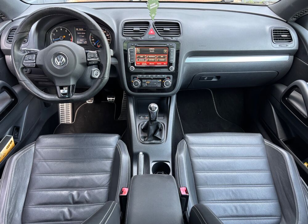 Scirocco R 2.0 TSI 265 Ch - Deuxi&egrave;me mains - Toit ouvrant - Si&egrave;ges ch 2010 occasion 44220 Cou&euml;ron
