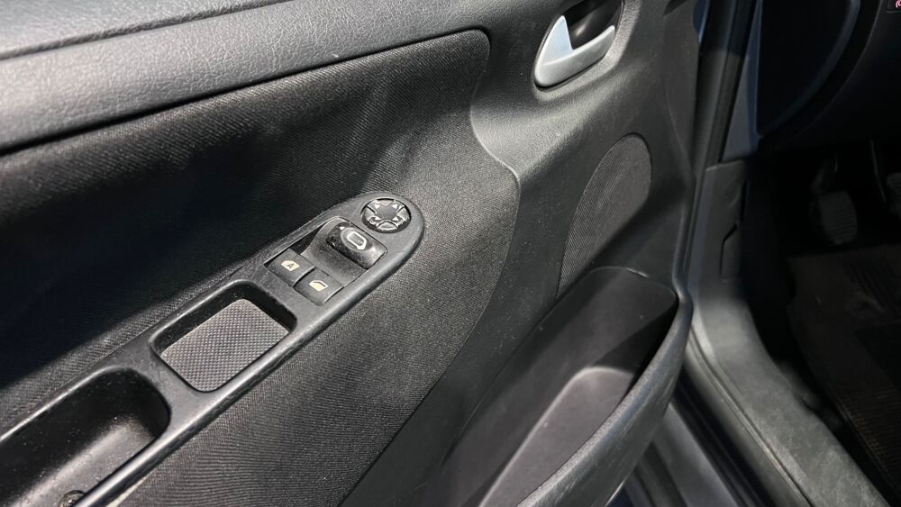 207 SW 1.4 VTI 95 ACTIVE - REGULATEUR DE VITESSE - CLIMATISATION 2011 occasion 33610 Cestas